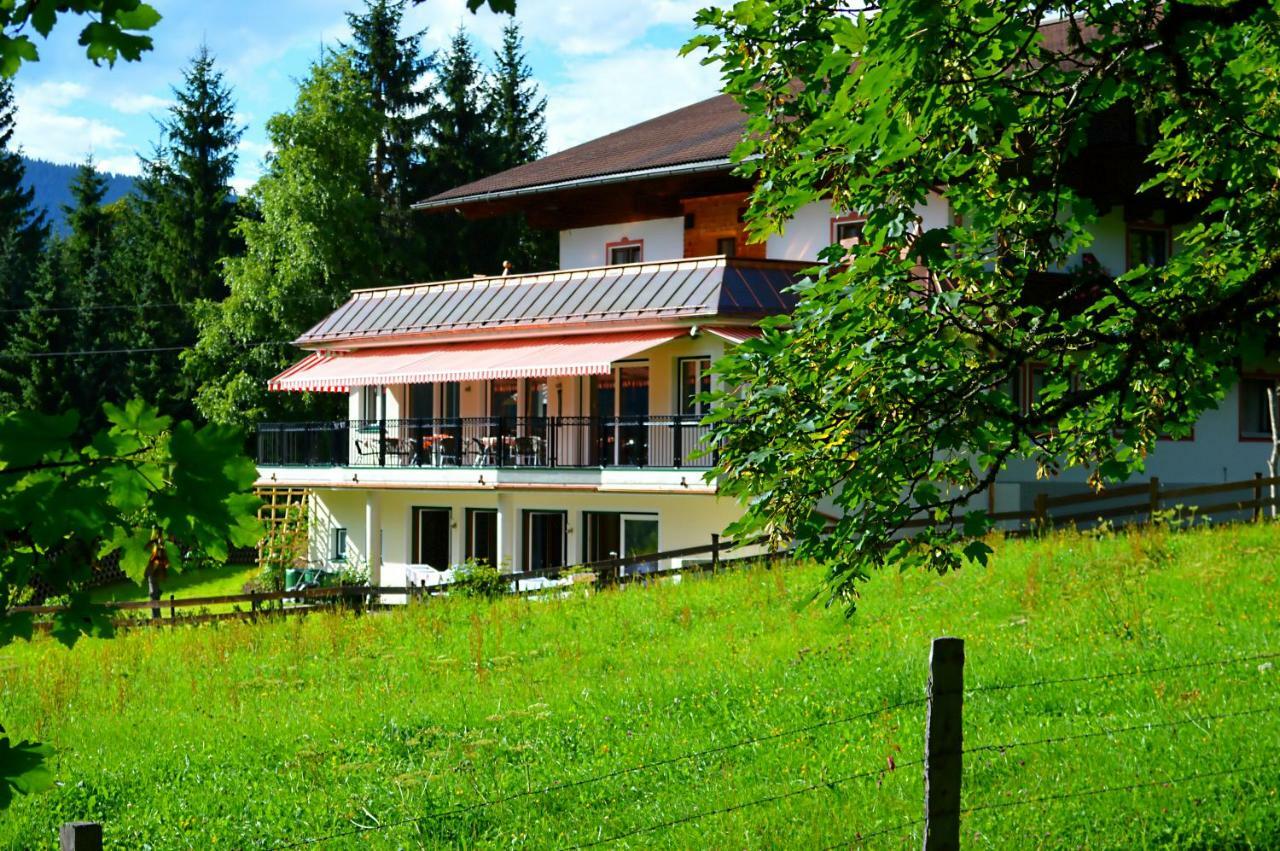 Gaestehaus Kristall ไคลนาร์ล ภายนอก รูปภาพ